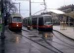 Wien Wiener Linien SL 18 (E2 4318) / SL 6 (B 610) Neubaugürtel / Endstation U-Bf Burggasse-Stadthalle (Abfahrt) am 19.