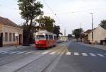 Auf der Donaufelder Straße, die Kagran mit Floridsdorf verbindet, ist im Juni 1987 der E1 4824 als Linie 26 unterwegs