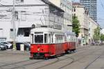 VEF T1 408 + m3 5400 als Zubringer zum Wiener Tramwaytag am 25.April 2015 bei der Haltestelle Fickeystraße.