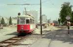 Wien Wiener Verkehrsbetriebe SL 331 (F 720, SGP 1963) Franz-Josefs-Kai / Stadtbahn Schottenring im Juli 1975.