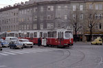 Wien WVB SL 64 (E2 4018 + c5 14xx) X, Favoriten, Quellenplatz im Oktober 1979. - Der Zug kam aus dem Straßenbahnbetriebsbahnhof Favoriten. - Scan von einem Farbnegativ. Film: Kodak Kodacolor II. Kamera: Minolta SRT-101.