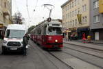 Wien Wiener Linien SL 6 (E1 4524 (Lohnerwerke 1973)) X, Favoriten, Quellenstraße am 17.