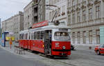 Wien Wiener Stadtwerke-Verkehrsbetriebe (WVB) SL 42 (E 4606 (< 4446, umnumeriert 1964, SGP 1962)) Antonigasse (Endst.) im Juli 1992.