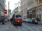 Wien Wiener Linien SL 5 (E1 4538 + c4 1337) VII, Neubau, Kaiserstraße / Stollgasse (Hst.