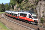 ÖBB 4024 057-3 als S3 bei der Talfahrt nach Innsbruck Hbf.