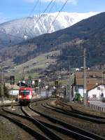 1216 240 mit RoLa in Bahnhof Matrei in Tirol.19.03,2008
