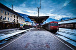 Blick auf den Bahnhof Lienz am 9.2.2018.

LINKS: Ein ETR 179 der SAD als REX 1888 (Lienz - Fortezza/Franzensfeste)

MITTE: Ein 4024 als S1 4260 (Lienz - Friesach)

RECHTS: REX 4624 (Lienz - Sillian)