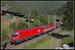 1116 188 + 1144 242 mit Güterzug bei Bruck/Mur am 12.05.2020.