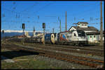 WLC Autozug mit der 1216.955 an der Spitze bei der Durchfahrt in Knittelfeld.