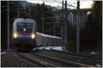 1116 250 Polizei fhrt mit RJ 632 von Villach nach Wien Meidling.