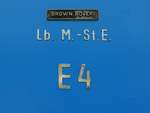 Lokschilder der E4 der Breitenauerbahn, Mixnitz am 10.06.2019

 Lb. M. - St. E.  steht für  Lokalbahn Mixnitz – Sankt Erhard , dem eigentlichen Namen der Breitenauerbahn.
