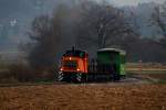 Wie zu Zeiten des Betriebes der  Frst-Lichtenstein´schen  Waldbahn reisten die  Freunde der Sulmtalbahn  und das Lokpersonal der Stainzer Lokalbahn am Nachmittag des 30.November 2013 durchs