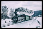 Die 124 Jahre alte Dampflok, U11  Mauterndorf  fährt auf der Murtalbahn von Murau nach Stadl an der Mur.