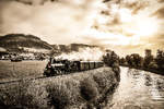 73.019 fährt mit dem Sdz 900 (Zell am See - Krimml) , bei Lengdorf vorüber.