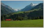 Pinzgaubahn: R 3323 mit dem Kitzsteiner Horn im Hintergrund von Mittersill auf dem Weg nach Zell am See am 16.7.2007