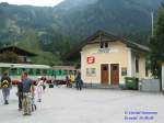 Zum Besuch der sehenswerten Krimmler Wasserflle empfiehlt sich die romantische Anreise mit der Pinzgau-Bahn. Am Bahnhof Krimml steigt man aus und erkundet die schne Gegend.