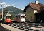 Triebwagen der Stubaitalbahn kreuzen in Mutters QdK, 18.