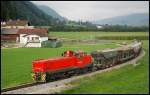 sterreichurlaub 2008 - Zillertalbahn: Blick aus der Pension in Richtugn Bahn.