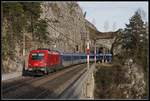 1216 228 mit Railjet am Krauselklauseviadukt am 12.03.2020.