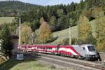 1116 249 (Lange Fahne) als Railjet 652 im Bf.Breitenstein am 14.10.2103