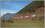 Eine Doppelstockgarnitur geschoben von einer Lokomotive der BR 1116 von Payerbach-Reichenau unterwegs Richtung Wien, aufgenommen kurz nach Payerbach-Reichenau.