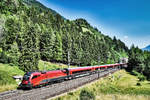 1116 239-5 durchfährt mit dem railjet 797  Hochkönig  (Klagenfurt Hbf - Salzburg Hbf - Flughafen Wien (VIE)) den Bahnhof Penk.
Aufgenommen am 30.6.2019.