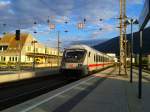 Nachschuss des EC 115 (Münster (Westf) Hbf - Klagenfurt Hbf) am 18.8.2015 bei der Abfahrt in Spittal-Millstättersee.