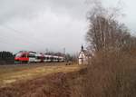 Einer nahenden Unwetterfront zu entziehen versuchte sich am 07.03.2020 der 4024 095-4 als S 5112 auf dem Weg nach Telfs-Pfaffenhofen.