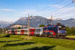 1116 195-9 als Nightjet Lok bei Hohenems mit einem REX am 6.7.21