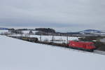 2016 063 mit dem NG 62385 aus Braunau am Inn in die Gnigl, vorbei am Wallersee; am 15.01.2019