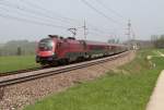 1116 219 mit Railjet von Wien nach Salzburg bei Strawalchen am 01.05.2013