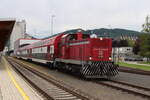 Die GKB DH1500.5 bespannte am Nachmittag des 7.6.2022 eine vierteilige Doppelstockgarnitur am Graz-Köflacher Bahnhof.