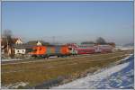 RTS 2016.907 (angemietet als  Plan B  von der GKB) mit GKB R 4373 von Graz nach Wies-Eibiswald. Gussendorf, 03.01.2011
