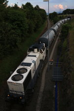 DH 1700.2 zieht einen Silowagenzug aus dem Bahnhof  KAT2  (der Anschlussbahn zur Baustelle des Koralmtunnel´s) am 12.07.2016 