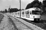 Hier sehen wir denselben Wagen wie auf dem oberen Bild (22 236) noch mit seiner Klner Nummer 2290 in Vorchdorf, wo er mit anderen Klner  Samba-Wagen  auf seine Aufarbeitung fr die Linzer Lokalbahn