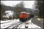 RTS 230077 hat am 19.2.2016 um 13.17 Uhr mit einem Schrottzug den Scheitelpunkt der Hüttenbahn nach Georgsmarienhütte kurz vor dem ehemaligen Bahnhof Patkenhof erreicht.