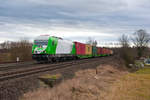 ER20-02 SETG mit einem Containerzug bei der Ausfahrt in Wiesau, 01.02.2020