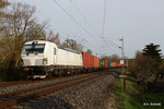 Der 52627 Containerzug mit der 193 247 der SETG als Albino in Plauen am 30.04.2016.