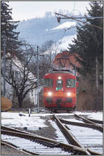 Einfahrt in den  Bahnhof Übebach.