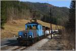 Schmalspur E-Lok E3 fhrt auf der Breitenauerbahn vom Magnesitwerk St.Erhard nach Mixnitz.