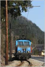 Schmalspur E-Lok E3 fhrt auf der Breitenauerbahn vom Magnesitwerk St.Erhard nach Mixnitz. Diese schmalspurige Nebenbahn steht im Eigentum der Lokalbahn Mixnitz-St.Erhard AG (100%ige Tochtergesellschaft der Veitsch-Radex GmbH & Co). Aufgrund eines Betriebsfhrungsvertrages wird sie von den Steiermrkischen Landesbahnen gefhrt. 
Schafferwerke 7.3.2012 