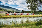 4024 097-0 hält als S1 4260 (Lienz - Friesach), in die Haltestelle Berg im Drautal.