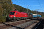 Am 13.10.2019 hat die 1116 253 die Aufgabe den SGAG90043 von Graz Hbf nach Linz Stahlwerke zu befördern hier bei einem kurzen Halt in Seiz.