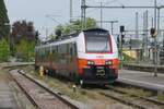 LINDAU/Bodensee (Landkreis Lindau/Bodensee), 07.05.2023, 4748 511-4 der ÖBB fährt als REX1 nach Bludenz aus dem Bahnhof Lindau-Insel