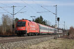 ÖBB 1216 022 (Arena di Verona) ist mit EC 88 (Bologna - München) kurz vor dem Ziel, Eglharting, 30.01.2024