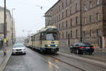 Wien Wiener Lokalbahnen (WLB) Tw 114 + Tw 4xx XII, Meidling, Eichenstraße / Rottmayrgasse am 17. März 2018.