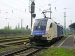 Wiener Lokalbahn ES64U2-064 in Krefeld Hbf., Ausfahrt nach Duisburg-Rheinhausen,wo diese einen Containerzug  bernehmen wird.(12.04.2009)