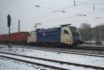 182 521-5 (ES 64 U2-021) der Wiener Lokalbahnen mit Containerzug in Fahrtrichtung Sden durch Eschwege West.