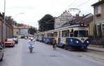 Tw 15 (ex KVB 1154) ist mit drei anderen  Kölnern  im Juni 1987 auf der Waltersdorfer Straße in Baden unterwegs nach Wien