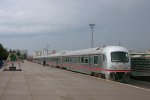 CFS 673 05 (673 051+052+053+054+055) als internationale Triebwagenverbindung 63302 in Gaziantep (Trkei) am 30.4.10.